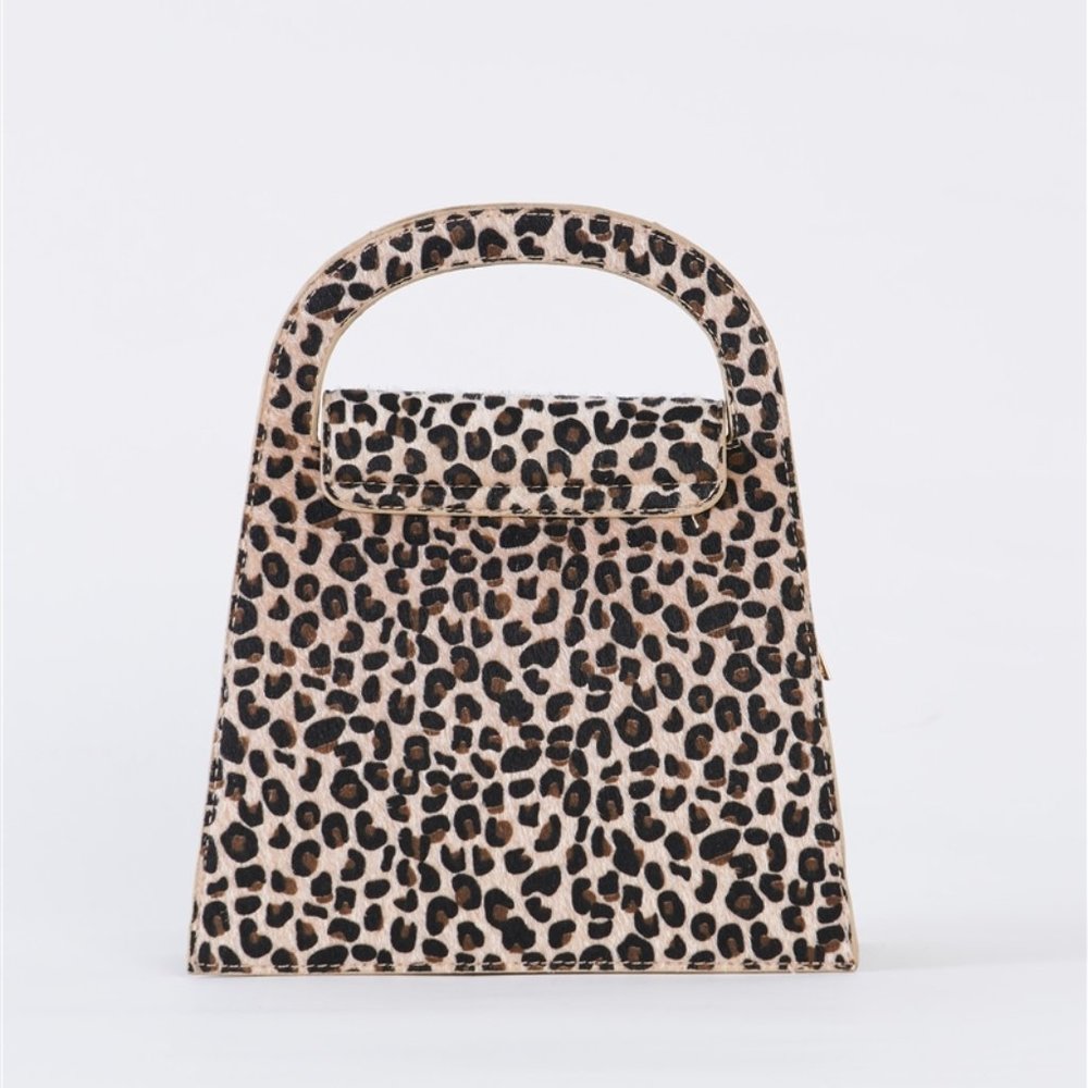 1 LEFT!! TARA CHEETAH PRINT CROSSBODY HANDBAG - Picture 2 of 3